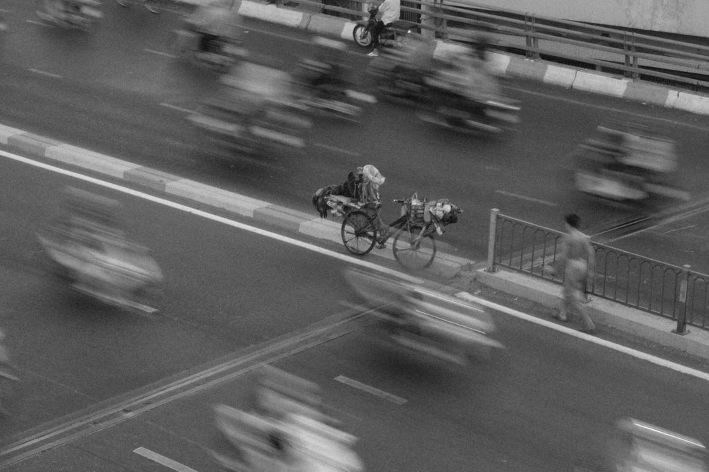 Grain Effect - Image Left 1